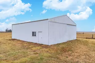 4043 N 3000 E Rd, Strawn, IL 61775 - Photo 3