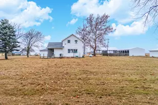 4043 N 3000 E Rd, Strawn, IL 61775 - Photo 13