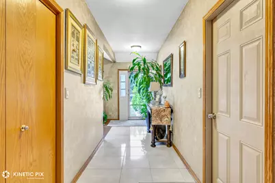 8619 Linder Avenue, Burbank, IL 60459 - Photo 7