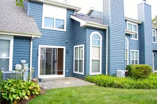 1042 Ridgefield Cir, Carol Stream, IL 60188 - Photo 13