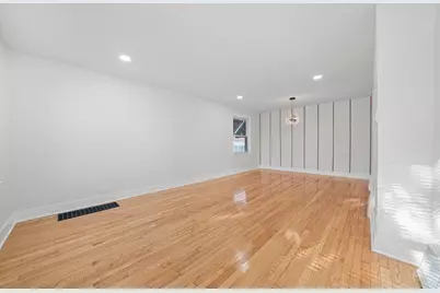 12500 S Lowe Avenue, Chicago, IL 60628 - Photo 3