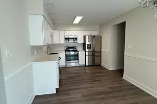 544 S La Grange Rd, La Grange, IL 60525 - Photo 5