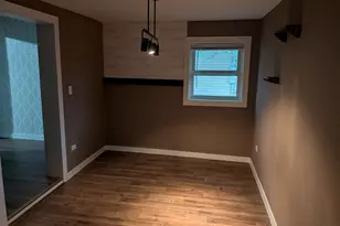 42 Rushmore Rd, Fox Lake, IL 60020 - Photo 5