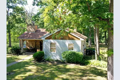 18238 W Gages Lake Road, Grayslake, IL 60030 - Photo 5