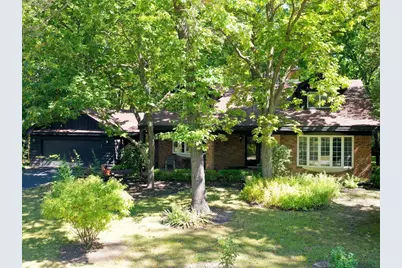 18238 W Gages Lake Road, Grayslake, IL 60030 - Photo 15