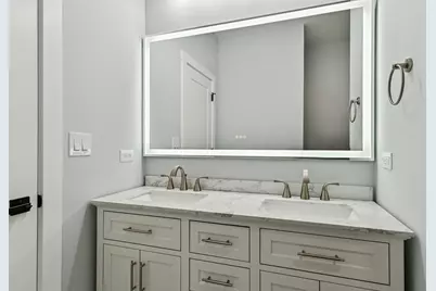 526 N Harvard Avenue, Villa Park, IL 60181 - Photo 13