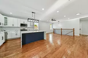 526 N Harvard Ave, Villa Park, IL 60181 - Photo 9