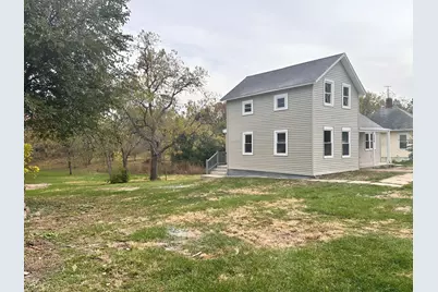 248 N State Street, Franklin Grove, IL 61031 - Photo 5