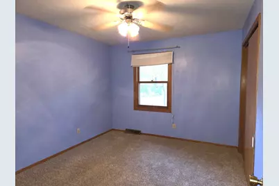 10821 Keokuk Trail, Roscoe, IL 61073 - Photo 17