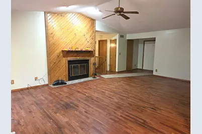 10821 Keokuk Trail, Roscoe, IL 61073 - Photo 5