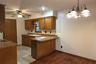 10821 Keokuk Trail, Roscoe, IL 61073 - Photo 9