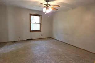 10821 Keokuk Trail, Roscoe, IL 61073 - Photo 13