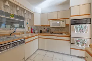 2740 Norma Ct, Glenview, IL 60025 - Photo 9