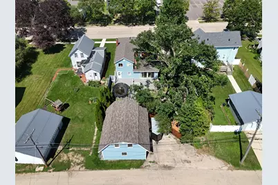 110 W Mason Street, Lena, IL 61048 - Photo 5