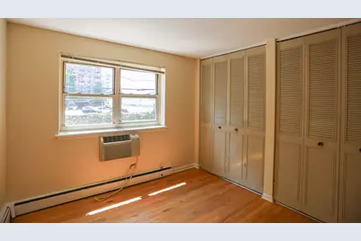 521 W Briar Place #201, Chicago, IL 60657 - Photo 7