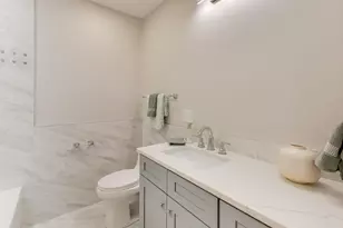 4240 N McVicker Ave, Chicago, IL 60634 - Photo 29