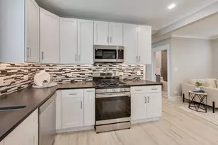 4240 N McVicker Ave, Chicago, IL 60634 - Photo 9
