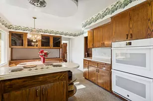 23W134 Mulberry Ln, Glen Ellyn, IL 60137 - Photo 7