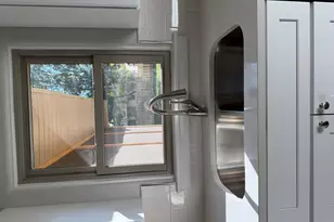 1011 Monroe Dr, Bloomington, IL 61701 - Photo 9