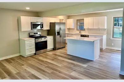 1011 Monroe Drive, Bloomington, IL 61701 - Photo 5