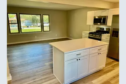 1011 Monroe Drive, Bloomington, IL 61701 - Photo 7