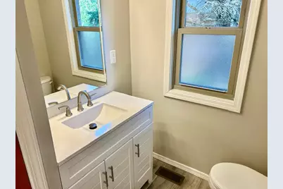 1011 Monroe Drive, Bloomington, IL 61701 - Photo 17