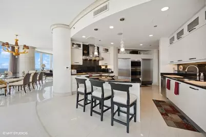 401 N Wabash Avenue #48A, Chicago, IL 60611 - Photo 7