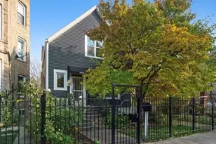 1631 N Tripp Ave, Chicago, IL 60639 - Photo 1