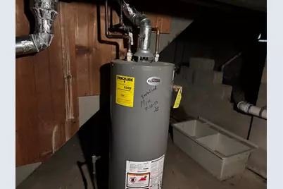 1010 Helen Avenue, Joliet, IL 60433 - Photo 9