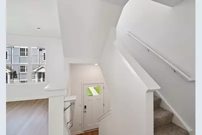 907 Briar Glen Court, Hampshire, IL 60140 - Photo 3