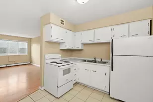 1213 N 34th Ave, Melrose Park, IL 60160 - Photo 13