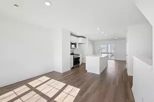 909 Briar Gln Ct, Hampshire, IL 60140 - Photo 5