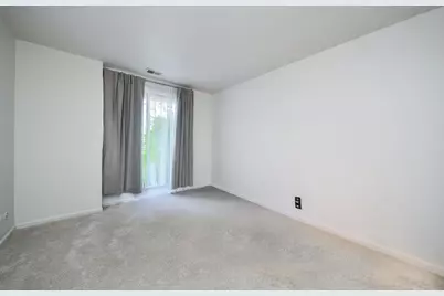 478 Raintree Court #2B, Glen Ellyn, IL 60137 - Photo 7