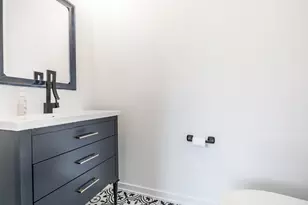 6547 S Evans Ave, Chicago, IL 60637 - Photo 17