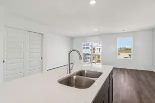 911 Briar Gln Ct, Hampshire, IL 60140 - Photo 7