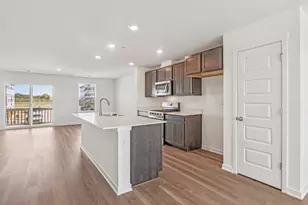 911 Briar Gln Ct, Hampshire, IL 60140 - Photo 3