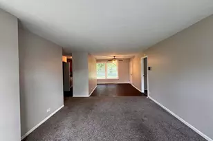 3312 Maple Ln, Hazel Crest, IL 60429 - Photo 5