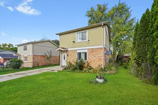 520 Aller Ave, Elgin, IL 60120 - Photo 17