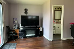 248 E Lyndale Ave, Northlake, IL 60164 - Photo 7