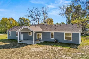 121 Pine St, Buckingham, IL 60917 - Photo 9