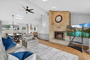 4 Mayflower Dr, Batavia, IL 60510 - Photo 3