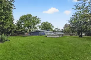 4 Mayflower Dr, Batavia, IL 60510 - Photo 29