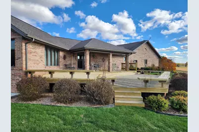 16360 Spring Valley Road, Morrison, IL 61270 - Photo 5