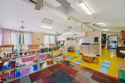 1S221 Summit Avenue, Oakbrook Terrace, IL 60181 - Photo 9