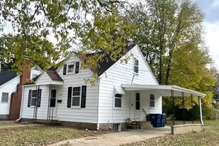 813 E Washington St, Monticello, IL 61856 - Photo 3