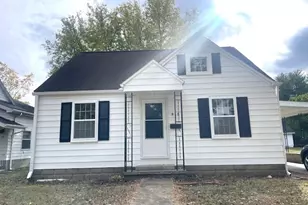 813 E Washington St, Monticello, IL 61856 - Photo 5