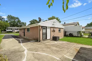 16510 Marshfield Ave, Markham, IL 60426 - Photo 37