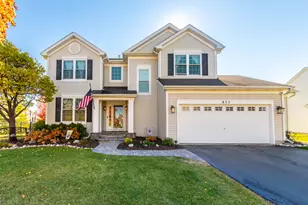 857 Great Falls Dr, Volo, IL 60073 - Photo 1