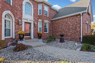 1 Windsong Way, Bloomington, IL 61704 - Photo 3