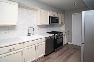 164 Cascade Dr, Indian Head Park, IL 60525 - Photo 15